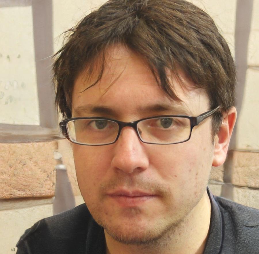 محمد علي - مختص في تنسيق المناسبات